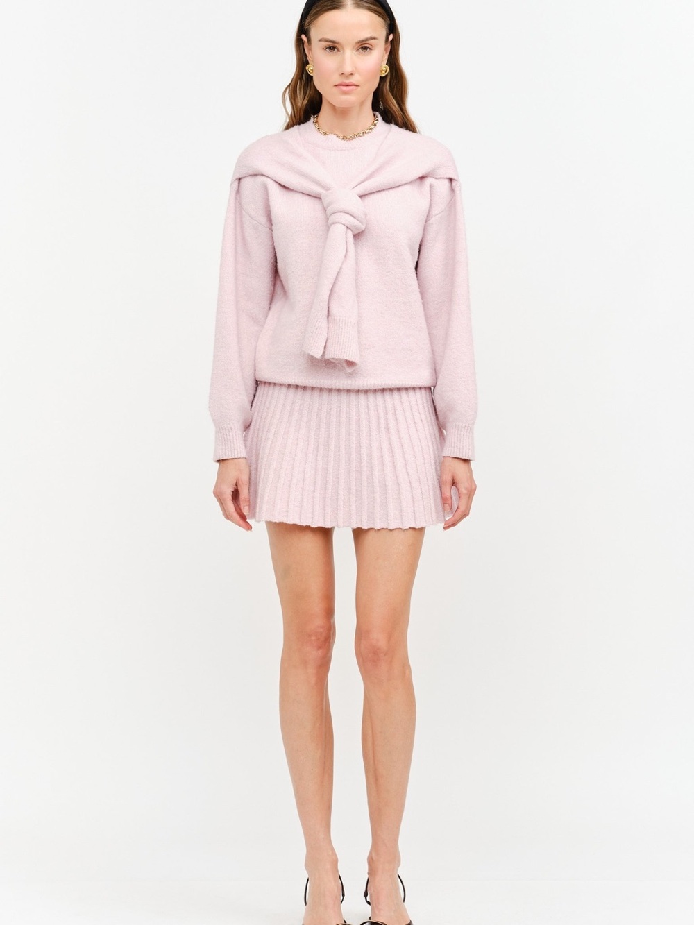 Attached shoulder tie knit sweater